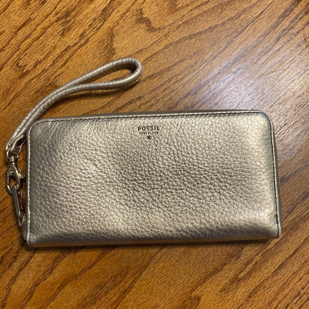 Fossil Wristlet Wallet - image 1